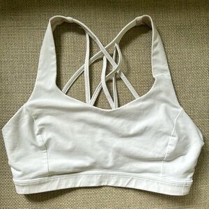 Lululemon white sports bra size 8 preloved